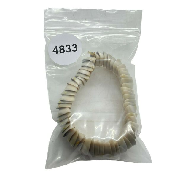 bundled Womens White Beach Adjustable Chunky Stretch Half Shell Bracelet 2.5"X1" - Picture 3 of 11